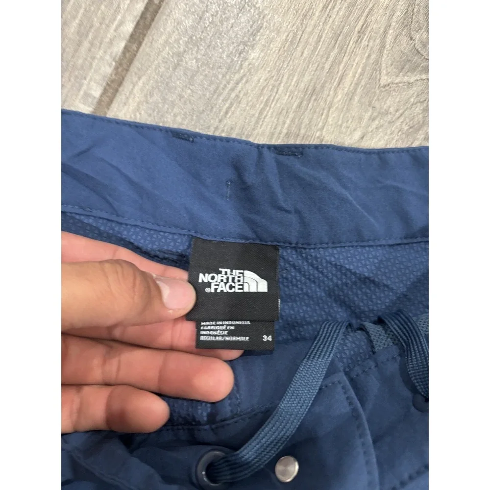 The North Face Men's Blue Hiking Cargo Shorts Regular Fit Size 34 Quick Dry